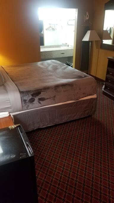 Hotel 2 Queens Beds Hotel Room 127 Stillwater Exterior photo